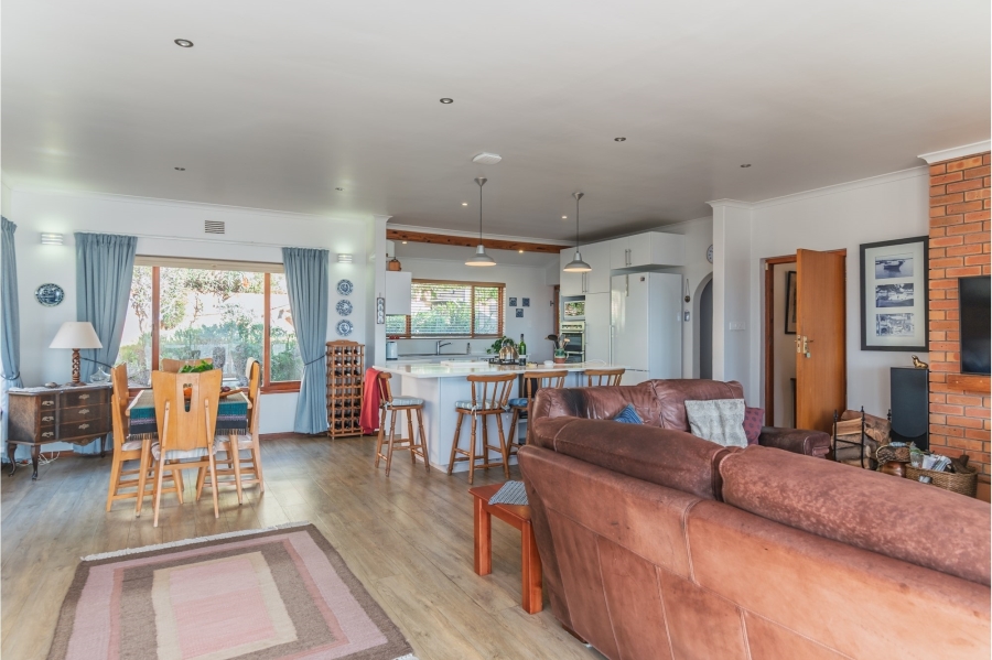 4 Bedroom Property for Sale in Fish Hoek Western Cape